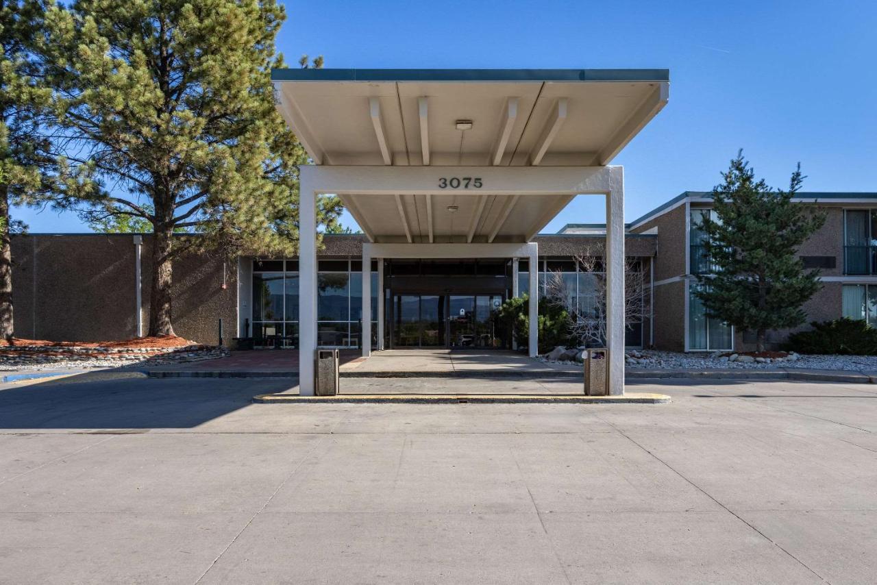 Suburban Studios Canon City Ngoại thất bức ảnh